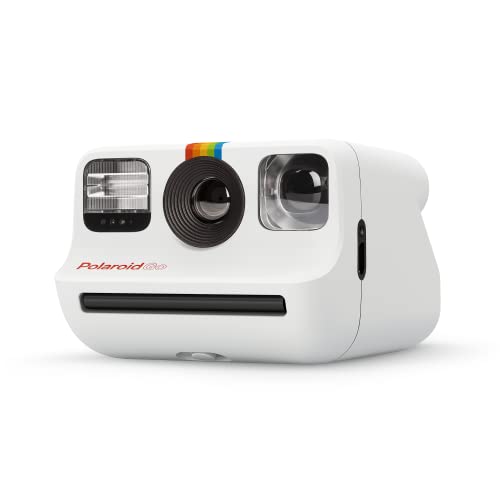 Polaroid Go Instant Mini Camera (9035) - Only Compatible with Polaroid Go Film Polaroid Go Instant Mini Camera (9035) - Only Compatible with Polaroid Go Film