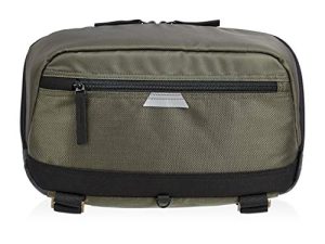 Amazon Basics 2-Way Camera Bag - 14 x 10 x 5 Inches (Green)